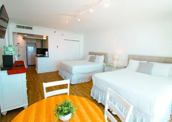 Ocean View Studio with Balcony hotel thumbnail 4
