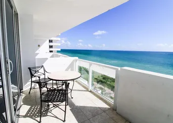 Ocean View Studio with Balcony hotel thumbnail 5