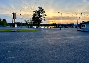 Aqua Aire Inn & Suites hotel thumbnail 5