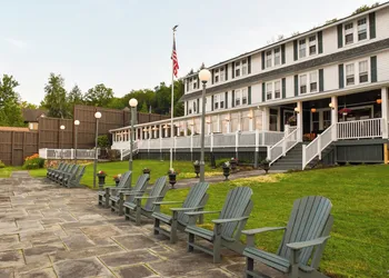 Chestnut Inn at Oquaga Lake hotel thumbnail 6