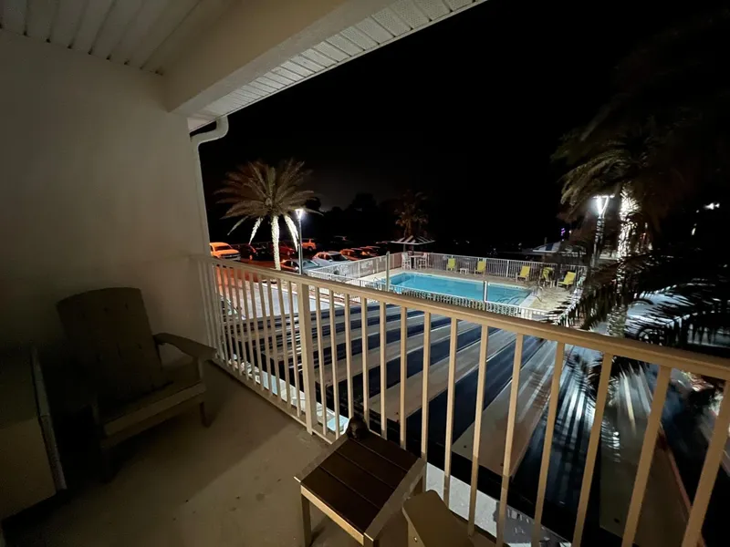 Ocean Sands Beach Inn Ultra Sparkling Half Acre Private Beach OnSite Saltwater Mineral Pool open until 4 AM Bedside Candy In ALL hotel detail image 6