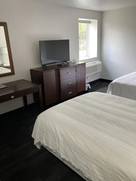 Elker Inn & Suites hotel detail image 2