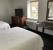 Elker Inn & Suites hotel detail image 7