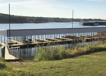 Willow Springs Marina hotel thumbnail 8