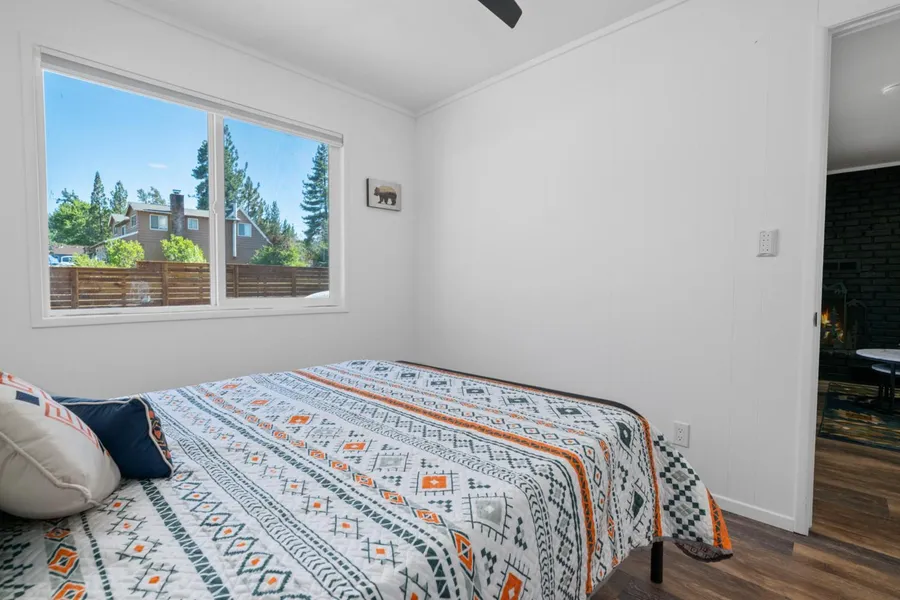 Blue Bear Lodge 2 by Big Bear Vacations Walk To Marina & Village hotel detail image 2
