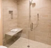 Hotel King Hotel Room by RedAwning hotel detail image 3