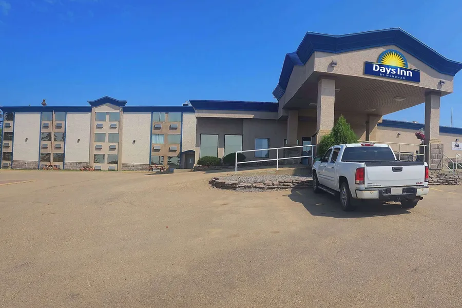 Days Inn by Wyndham Drayton Valley hotel detail image 2