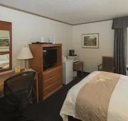 Days Inn by Wyndham Drayton Valley hotel detail image 4