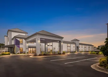 Spark by Hilton Spring Lake Fayetteville hotel thumbnail 3