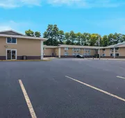 Econo Lodge Portage hotel detail image 5