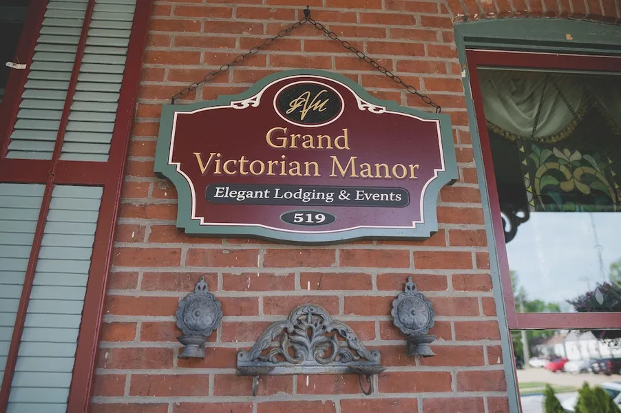Boonville Luxury Lodging hotel detail image 2
