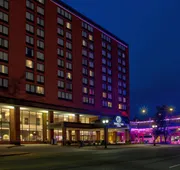 DoubleTree by Hilton Lansing hotel detail image 4