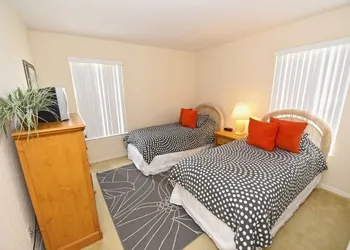 Cozy 5Bed High Grove Resort w Pool Spa Game Rm Mins to Disney-133 home hotel thumbnail 8
