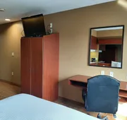 Starkville Inn & Suites hotel detail image 7