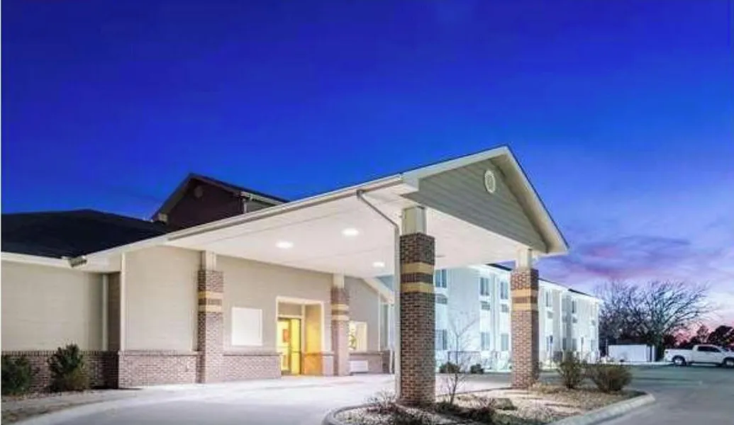 Park View Inn & Suites Hoisington hotel detail image 2