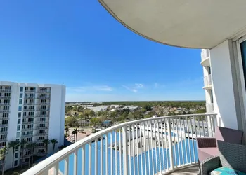 Spectacular Sunsets 5 star Resort Condo Across from Beach Sleep 6 Private Shuttle hotel thumbnail 4