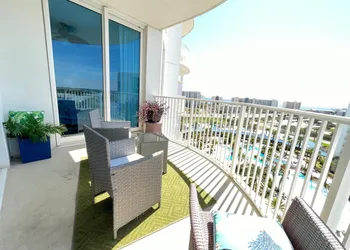 Spectacular Sunsets 5 star Resort Condo Across from Beach Sleep 6 Private Shuttle hotel thumbnail 5