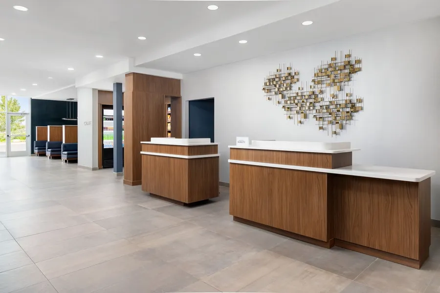 Courtyard By Marriott New Castle hotel detail image 2