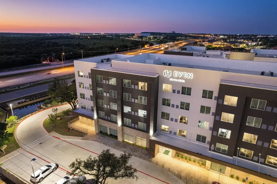 EVEN Hotel Austin Uptown near the Domain by IHG hotel detail image 2