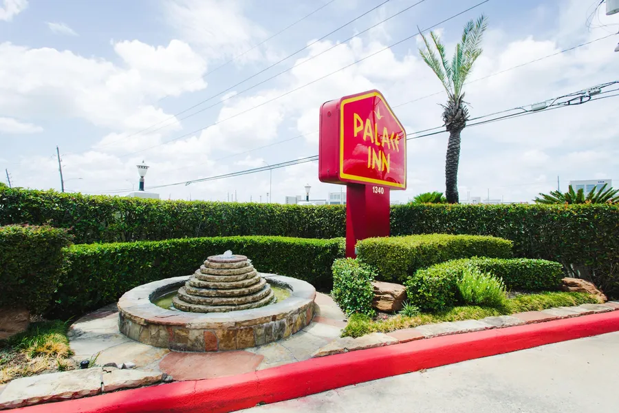 Palace Inn Beltway 8 & Westview hotel detail image 2
