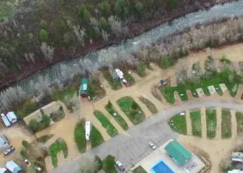 Knotty Pine RV Resort hotel thumbnail 6