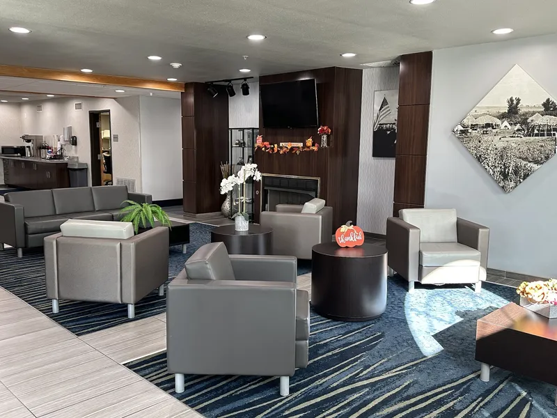 Sugar Creek Inn & Suites hotel detail image 2