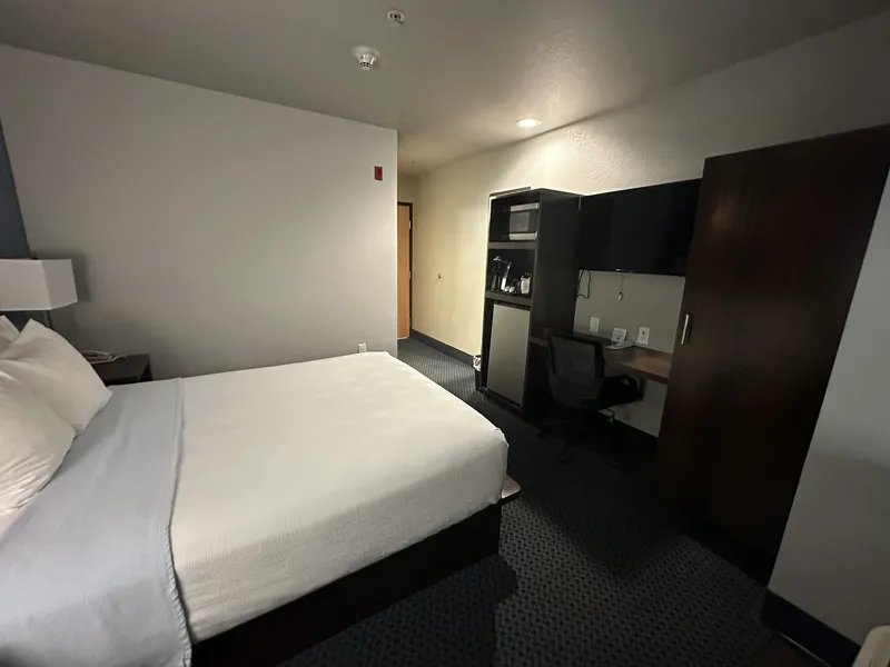 Sugar Creek Inn & Suites hotel detail image 6