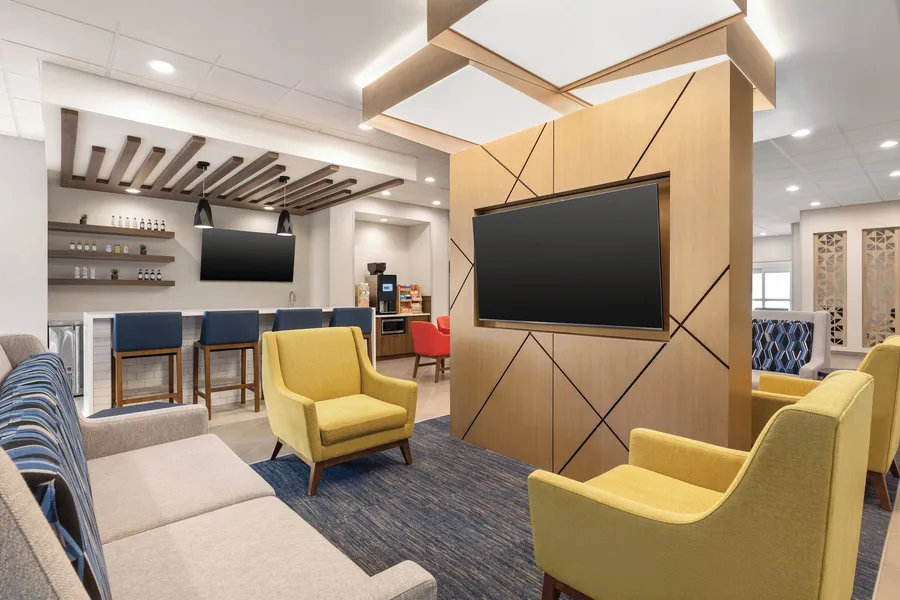 Holiday Inn Express and Suites Bessemer Birmingham SW by IHG hotel detail image 2
