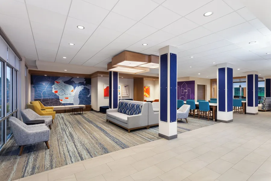 Holiday Inn Express & Suites Reedsburg - Dells Area by IHG hotel detail image 2