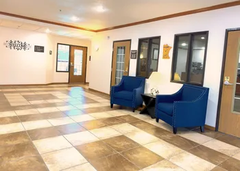 Country Trails Inn & Suites hotel thumbnail 4