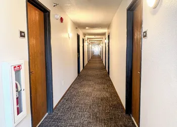 Country Trails Inn & Suites hotel thumbnail 6