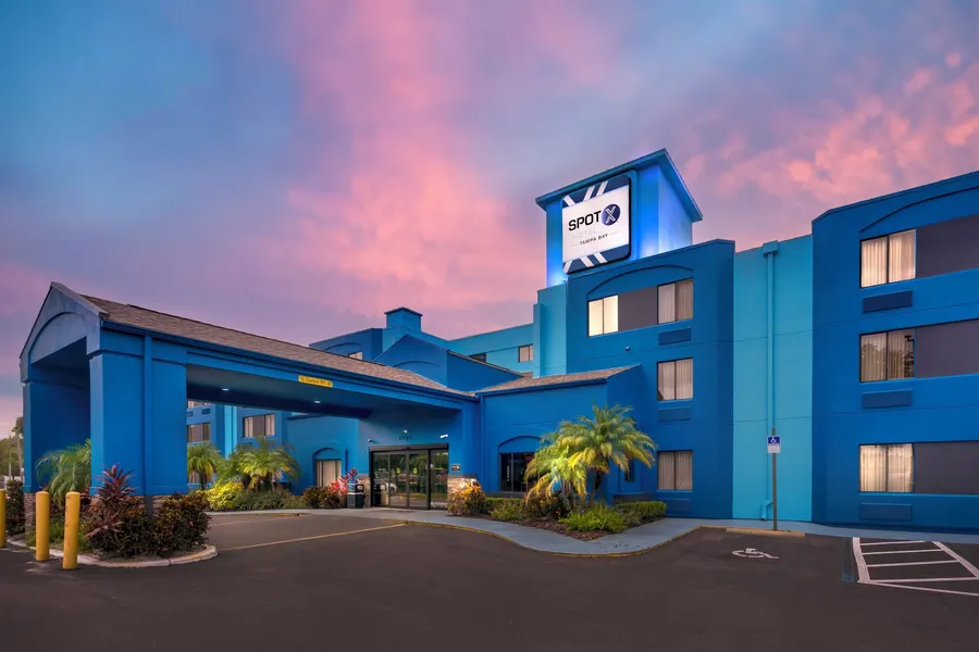 SPOT X Hotel Tampa - Wesley Chapel by The Red Collection hotel detail image 2