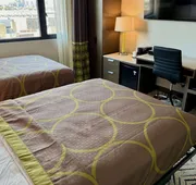Super 8 By Wyndham Bronx Near Stadium hotel detail image 3