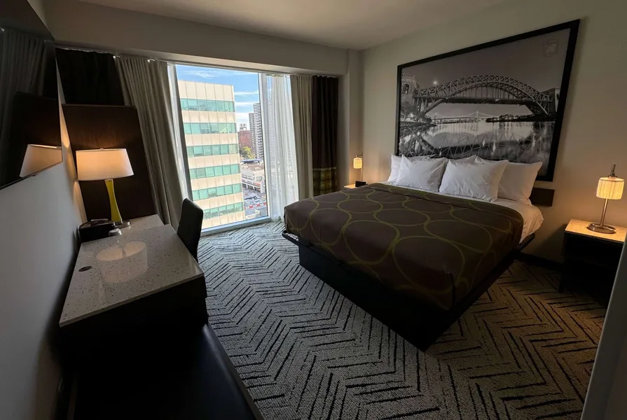 Super 8 By Wyndham Bronx Near Stadium hotel detail image 6