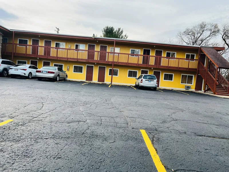 Clayton House Motel hotel detail image 6