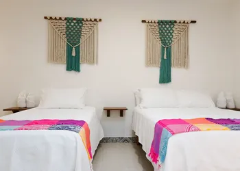 Linda Vecindad Playa del Carmen hotel thumbnail 7