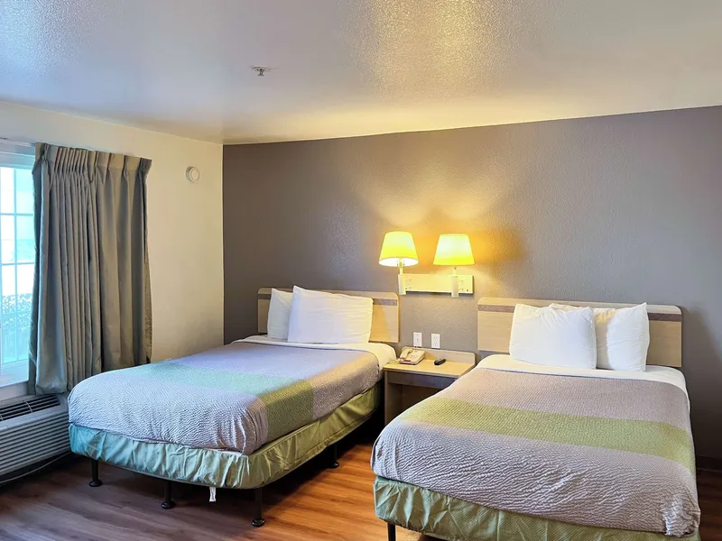 Studio 6 Belmont, CA – San Francisco - Redwood hotel detail image 6