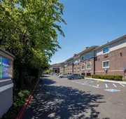 Holiday Inn Express & Suites Mountain View Silicon Valley by IHG hotel detail image 3