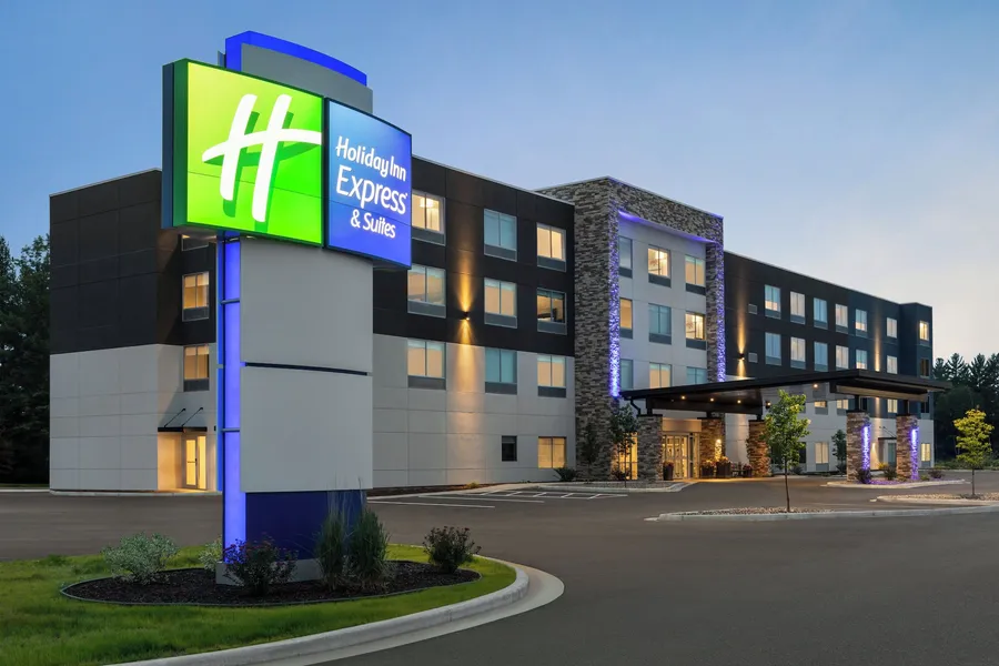 Holiday Inn Express and Suites Rhinelander by IHG hotel detail image 2