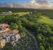Cloudland at McLemore Resort Lookout Mountain, Curio by Hilton hotel detail image 4