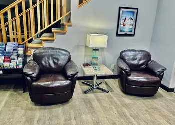 Garner Inn & Suites hotel thumbnail 2