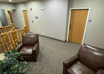Garner Inn & Suites hotel thumbnail 4