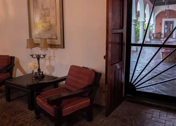La Mansión Hotel hotel thumbnail 5