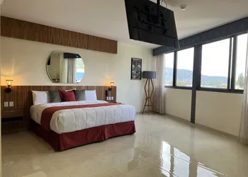 Hotel Cinco Diamantes hotel thumbnail 6