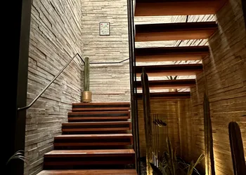 The Isabel Hotel hotel thumbnail 4