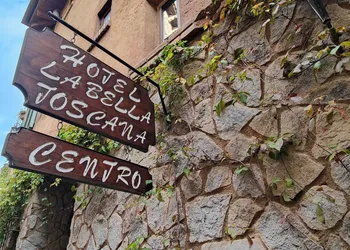 La Bella Toscana Centro hotel thumbnail 7