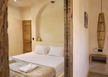 Casa Arrecife hotel thumbnail 3