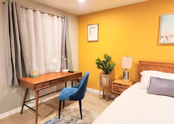 Lake Front Resort (LP#7) hotel thumbnail 5