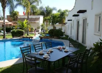 Los Canarios Cuernavaca hotel thumbnail 5