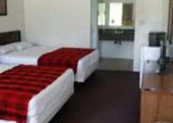 Country Inn 15099 HWY 17 Townsend GA 31331 hotel thumbnail 2